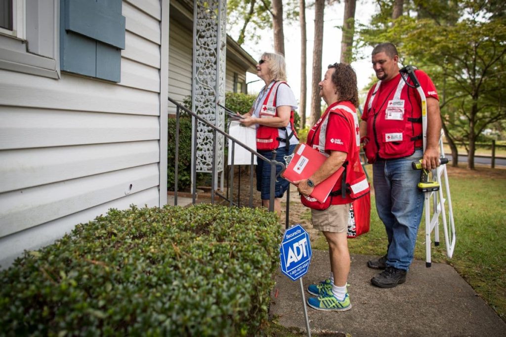 A team installs smoke alarms for the Home Fire Campaign in Fayetteville, North Carolina 2016