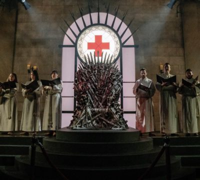 An image of the iron throne at the SXSW Game of Thrones blood drive experience.